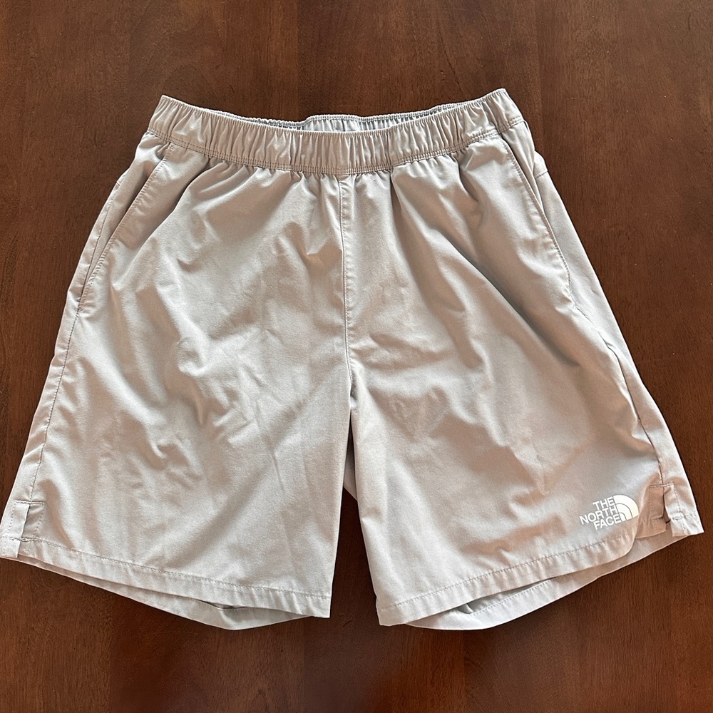 Men’s North Face shorts